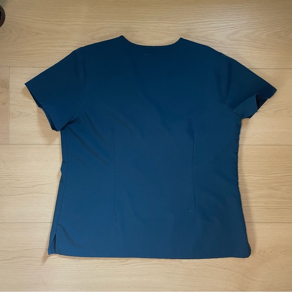 Figs Scrub Set - Picture 3 of 6